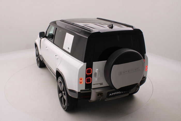 Land Rover Defender 110 P400 X-DYNAMIC HSE AWD CZ 3.0 Dynamic