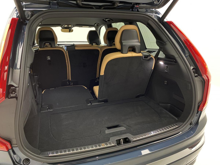 Volvo XC90 B5 AWD AUT BRIGHT PLUS 7míst 2.0 Plus