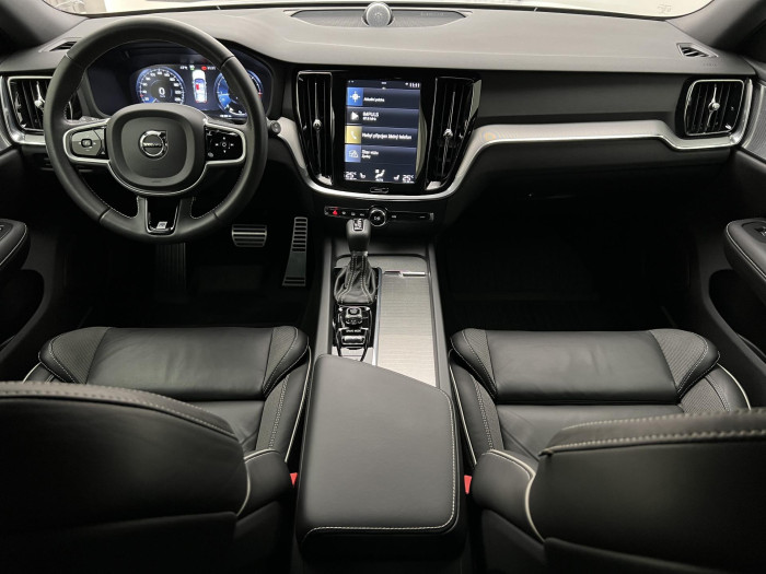 Volvo V60 D3 AWD R-DESIGN AUT 2.0 d