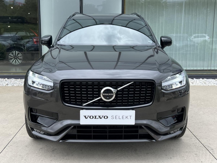 Volvo XC90 B5 AWD DARK ULT. 7MÍSTNÁ Aut