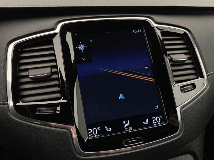 Volvo XC90 D5 AWD R-DESIGN AUT REZERVACE 2.0 d