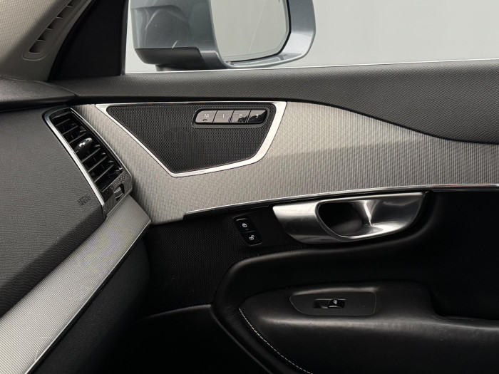 Volvo XC90 D5 AWD INSCRIPTION AUT CZ 2.0 d