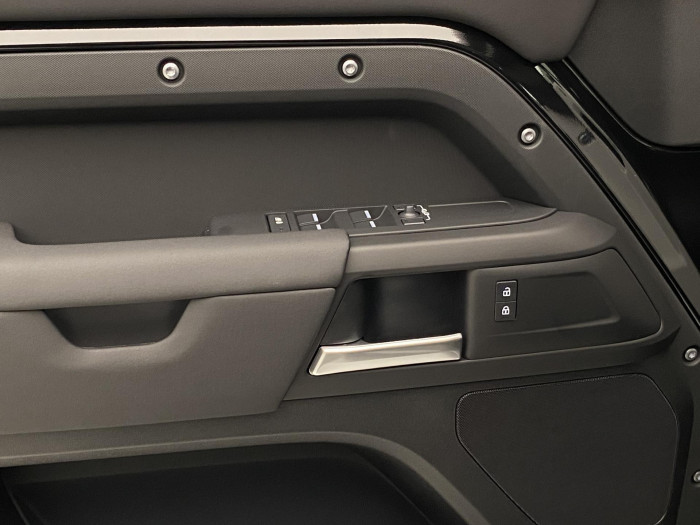 Land Rover Defender 110 D250 S AWD 3.0 d