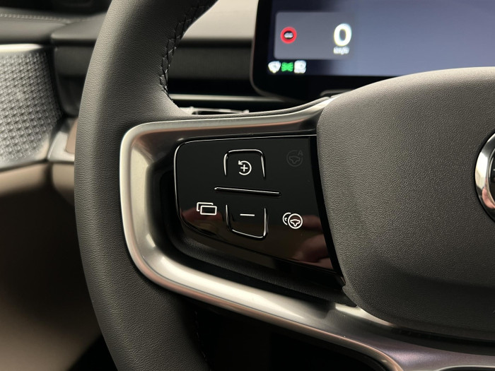 Volvo ES90 PURE ELECTRIC ULTRA