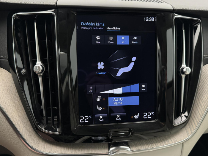 Volvo XC60 T6 AWD RECHARGE INSCRIPTION