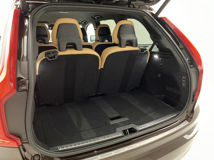 Volvo XC90 D5 AWD INSCRIPTION REZERVACE 2.0 d