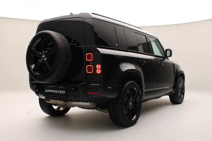 Land Rover Defender 110 D300 X-DYNAMIC HSE AWD AUT 3.0 d Dynamic