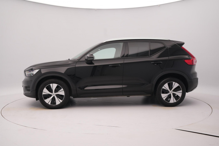 Volvo XC40 T2 MOMENTUM PRO REZERVACE 1.5 Momentum
