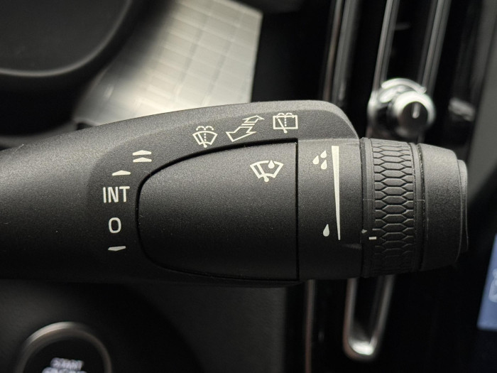 Volvo XC40 T3 MOMENTUM CZ 1.maj. 1.5 Momentum