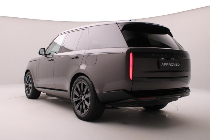 Land Rover Range Rover P550e AUTOBIOGRAPHY SWB