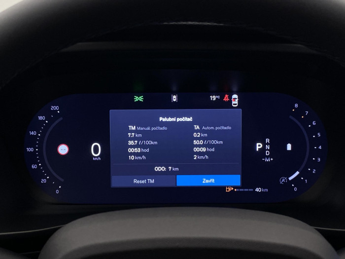 Volvo XC40 B3 AUT PLUS BLACK EDITION