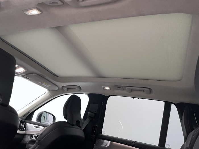 Volvo XC90 T8 AWD RECHARGE DARK ULTRA