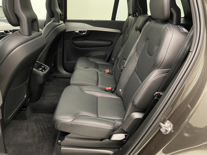 Volvo XC90 B6 AWD R-DESIGN AUT