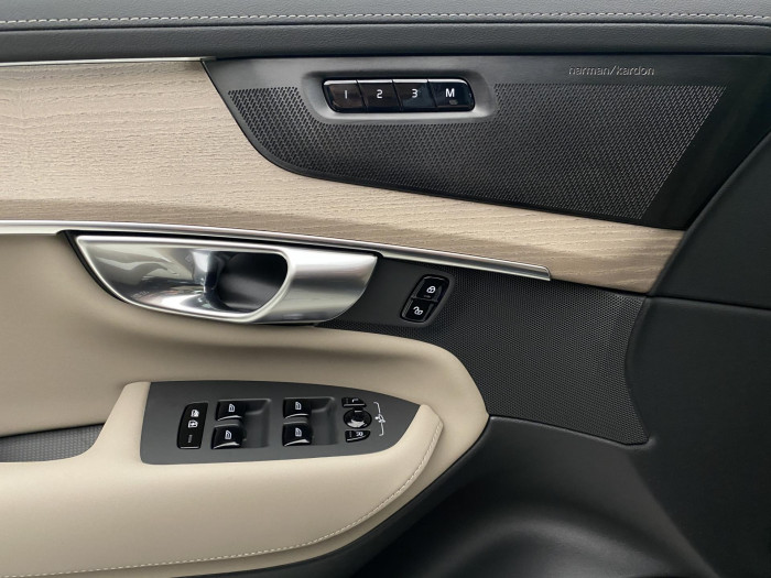 Volvo XC90 B5 AWD AUT BRIGHT PLUS 7míst