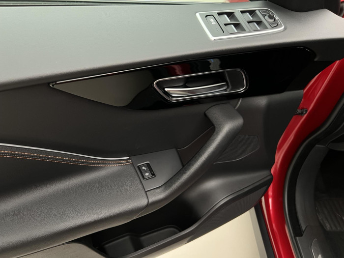 Jaguar F-Pace 20d AWD Aut CZ REZERVACE 2.0 d