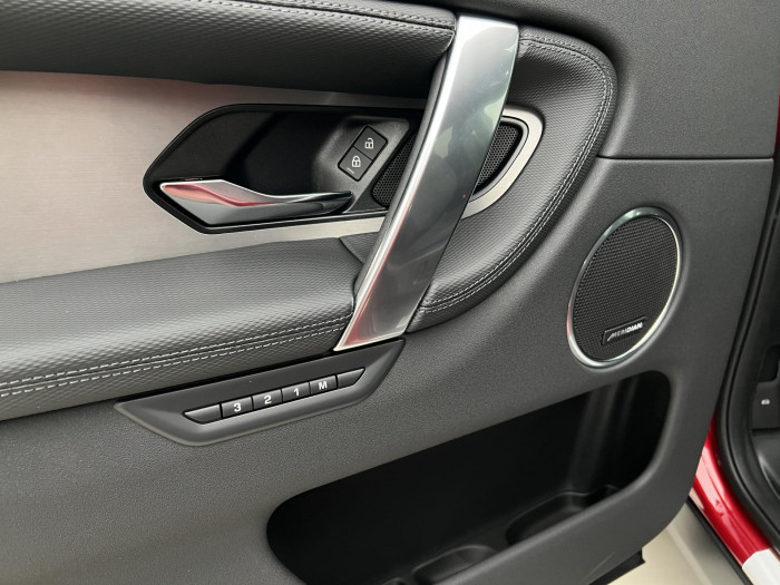 Land Rover Discovery Sport D200 DYNAMIC SE AWD Aut 2.0 d Dynamic SE