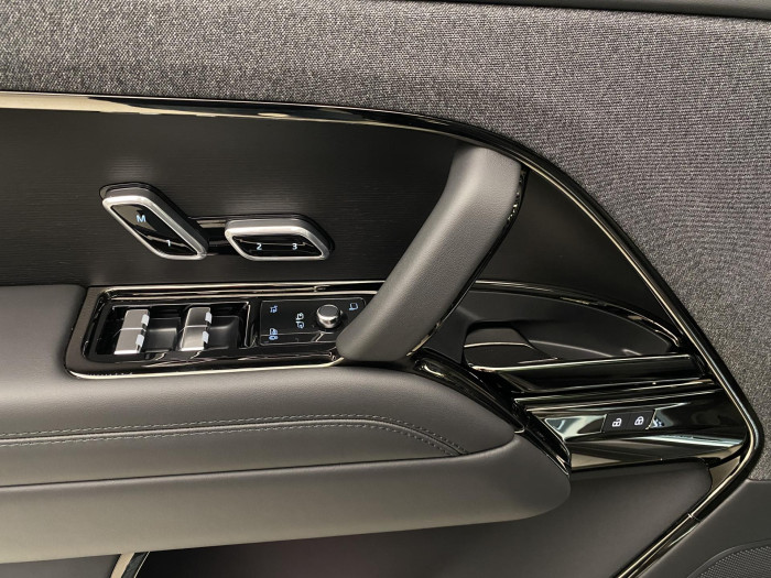 Land Rover Range Rover Sport P550e AUTOBIOGRAPHY AWD AUT