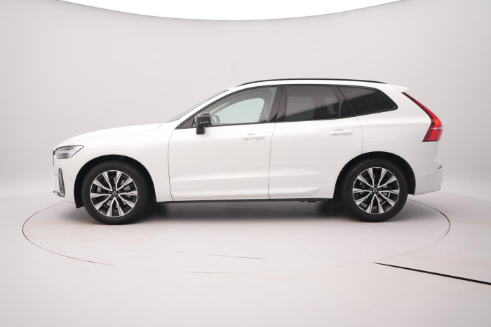 Volvo XC60 B5 AWD PLUS DARK AUT REZERVACE