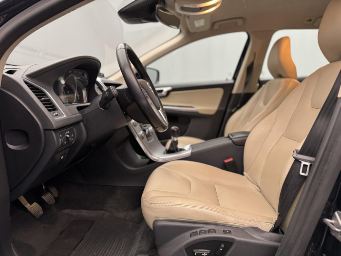 Volvo XC60 D4 AWD CLASSIC 2.4 d Classic Classic