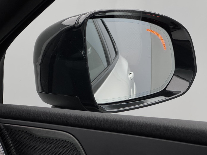 Volvo XC60 T8 AWD RECHARGE R-DESIGN AUT