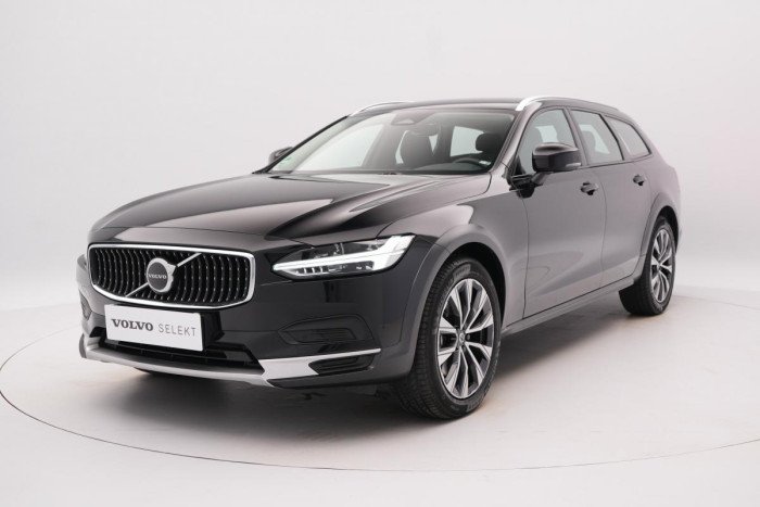 Volvo V90 CC B4 AWD PLUS AUT CZ 1.maj.