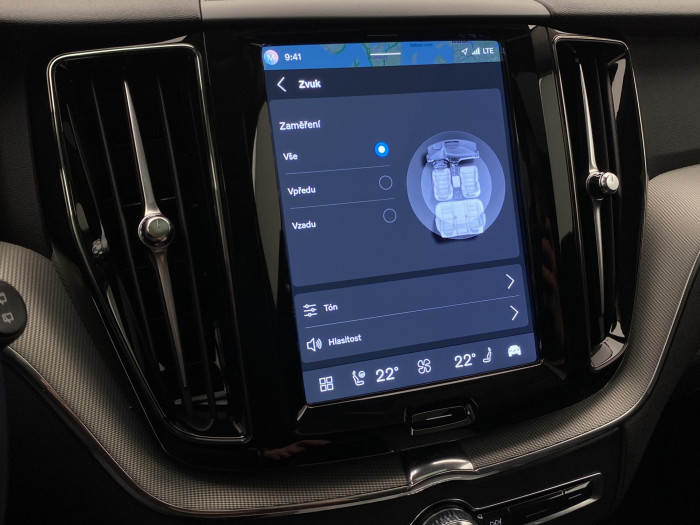 Volvo XC60 T6 AWD PLUG-IN DARK PLUS CZ