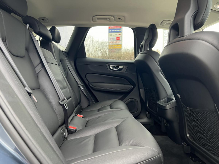 Volvo XC60 T5 AWD MOMENTUM Aut 1.maj. 2.0 Momentum