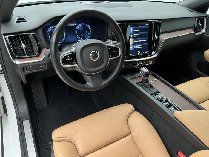 Volvo V60 D4 INSCRIPTION AUT CZ 2.0 d