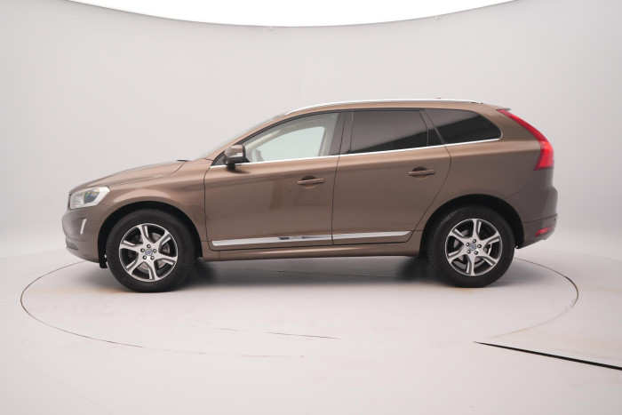 Volvo XC60 D4 AWD SUMMUM AUT REZERVACE 2.4 d Summum