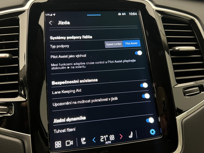 Volvo XC90 B6 AWD PLUS BRIGHT 7MÍST CZ