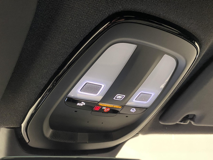 Volvo XC40 B3 AUT DARK PLUS