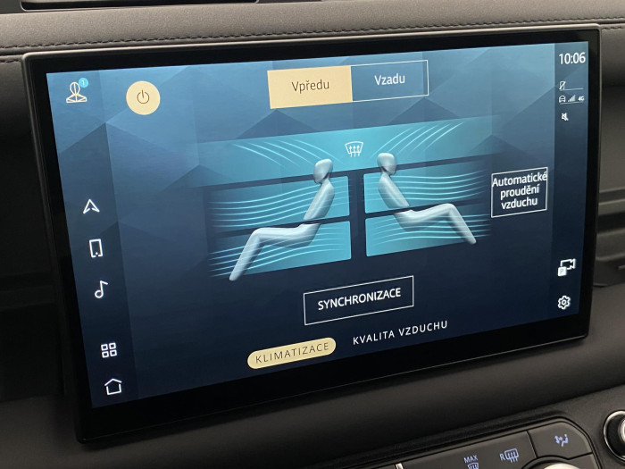 Land Rover Defender 130 D300 SE AWD AUT CZ 3.0 d SE