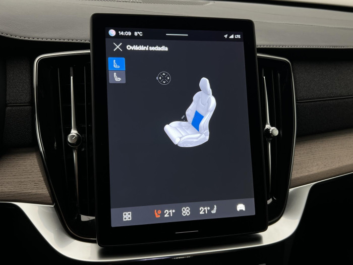 Volvo XC90 B5 AWD PLUS BRIGHT 7MÍST CZ