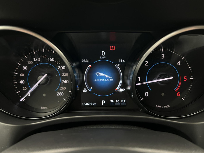 Jaguar F-Pace 20d R-SPORT AWD AUT CZ 2.0 d Sport