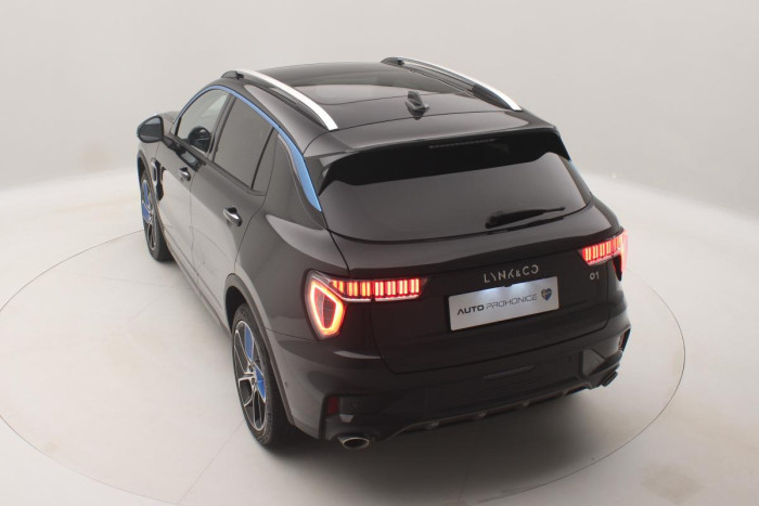 Lynk & Co 01 PHEV DCT AUT 1.maj. REZERVACE