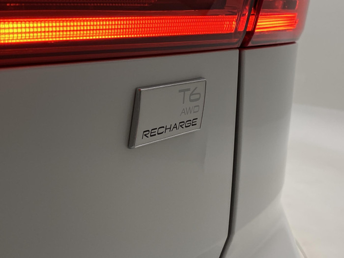 Volvo XC60 T6 AWD PLUS RECHARGE AUT 1.maj