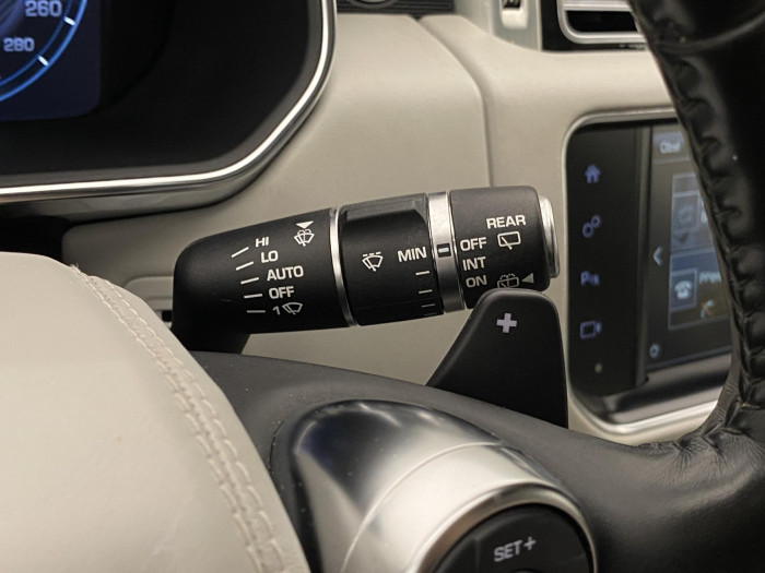 Land Rover Range Rover 5.0 S/C V8 VOGUE REZERVACE 5.0 V8