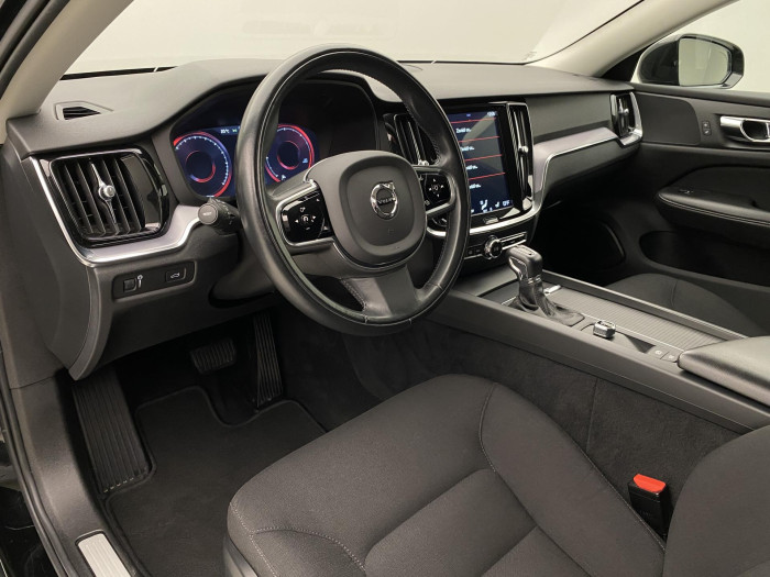 Volvo V60 CC D4 AWD MOMENTUM AUT 2.0 d CC CC Momentum