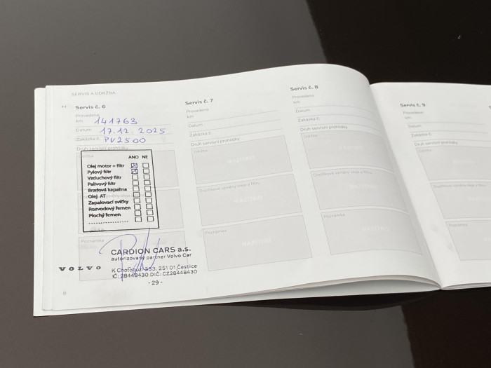 Volvo XC90 B5 AWD INSCRIPTION AUT CZ 7m