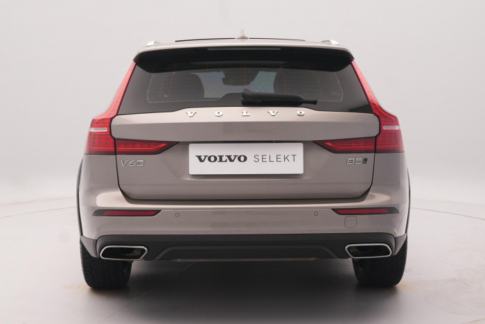 Volvo V60 CC B5 AWD PRO AUT CZ REZERVACE 2.0 CC CC