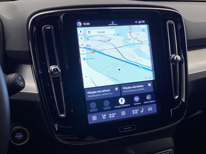 Volvo XC40 B3 DARK PLUS AUT CZ