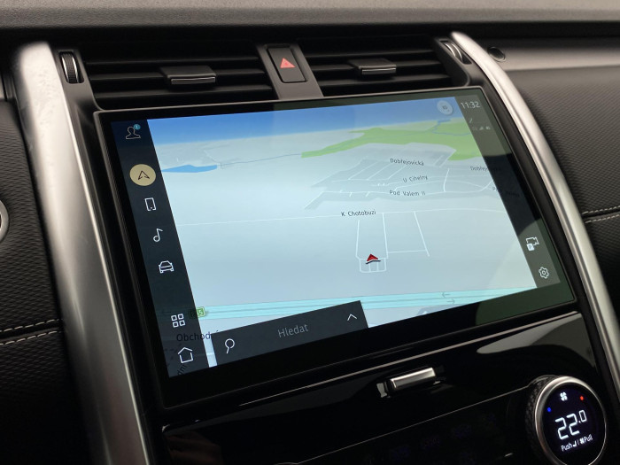 Land Rover Discovery D250 SE AWD REZERVACE 3.0 d SE