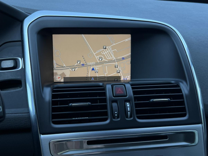 Volvo XC60 D4 AWD MOMENTUM Aut 2.4 d Momentum