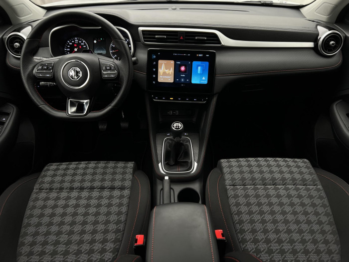 MG ZS 1.5 ESSENTIAL PLUS CZ 1.maj.