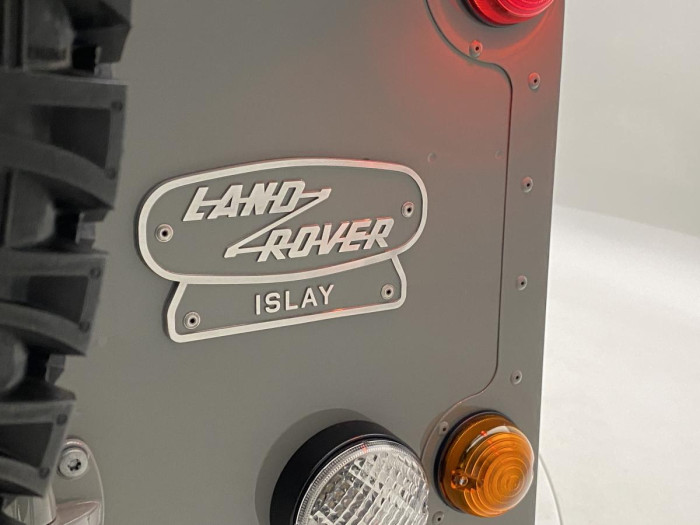 Land Rover Defender WORKS V8 ISLAY EDITION 5.0 V8 Edition