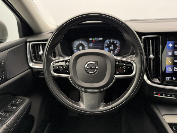 Volvo V60 CC B5 AWD PRO AUT CZ 2.0 CC CC