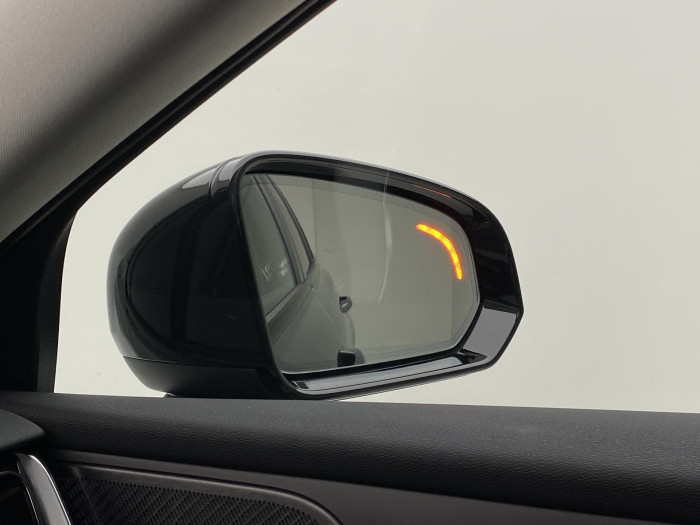 Volvo V60 B4 AUT DARK PLUS