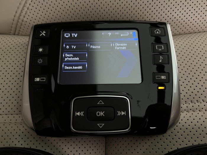 Land Rover Range Rover 4.4 SDV8 AUTOBIOGRAPHY AWD AUT