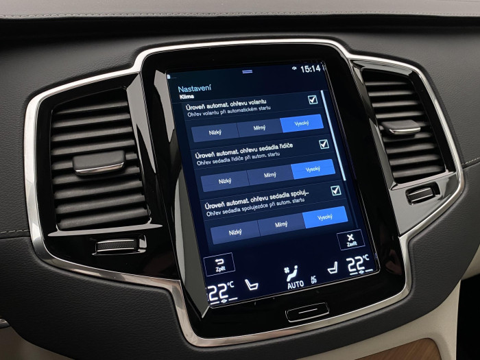 Volvo XC90 B5 AWD INCRIPTION REZERVACE