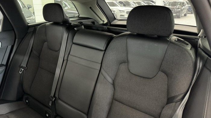 Volvo V90 T6 AWD INSCRIPTION REZERVACE